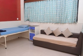 ashtvinayak-hospital-waiting-room1
